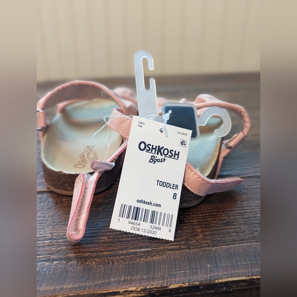 NWT Pink Ruffle Sandal - Picture 2 of 3